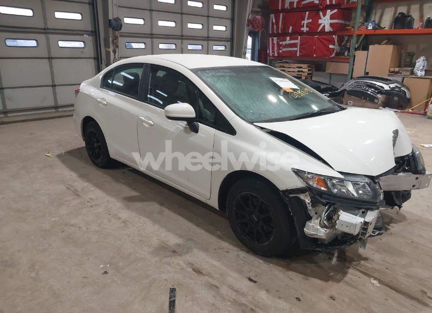 2015 Honda Civic LX (VIN 19XFB2F59FE079574) main photo