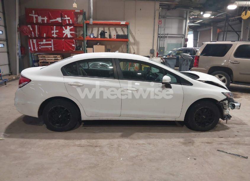 Photo 13 of 2015 Honda Civic LX (VIN 19XFB2F59FE079574)