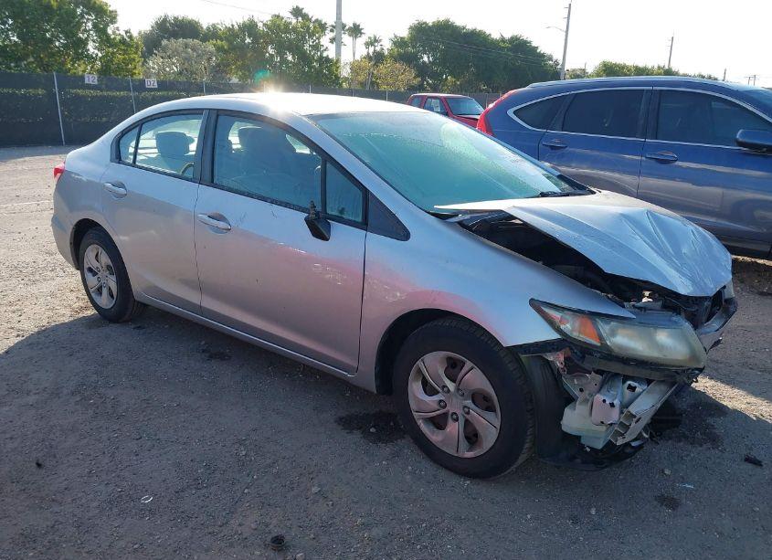 2015 Honda Civic LX (VIN 19XFB2F59FE080403) main photo