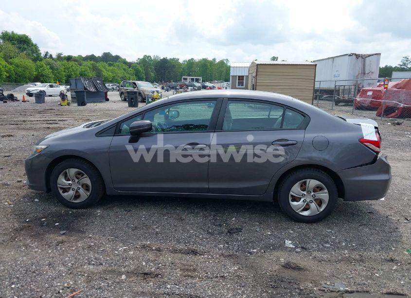 Photo 14 of 2015 Honda Civic LX (VIN 19XFB2F59FE103145)