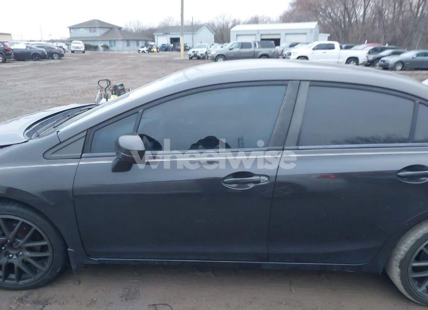 Photo 14 of 2015 Honda Civic LX (VIN 19XFB2F59FE112492)