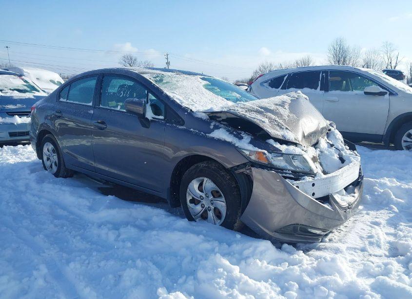 2015 Honda Civic LX (VIN 19XFB2F59FE117224) main photo
