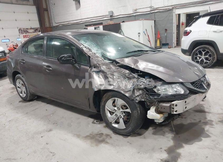 2015 Honda Civic LX (VIN 19XFB2F59FE210275) main photo