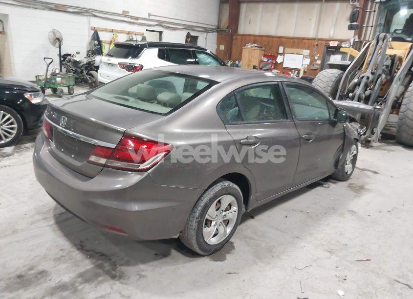 Photo 4 of 2015 Honda Civic LX (VIN 19XFB2F59FE210275)
