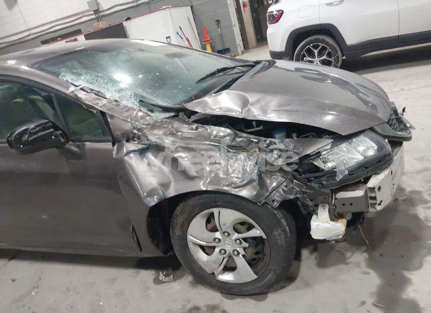 Photo 6 of 2015 Honda Civic LX (VIN 19XFB2F59FE210275)