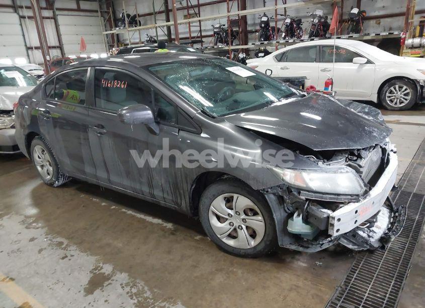 2015 Honda Civic LX (VIN 19XFB2F59FE222961) main photo