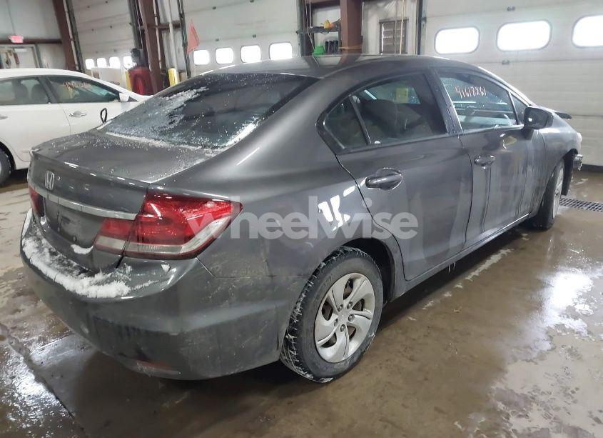 Photo 4 of 2015 Honda Civic LX (VIN 19XFB2F59FE222961)