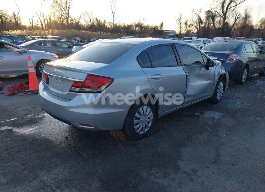 Photo 4 of 2015 Honda Civic LX (VIN 19XFB2F59FE226668)