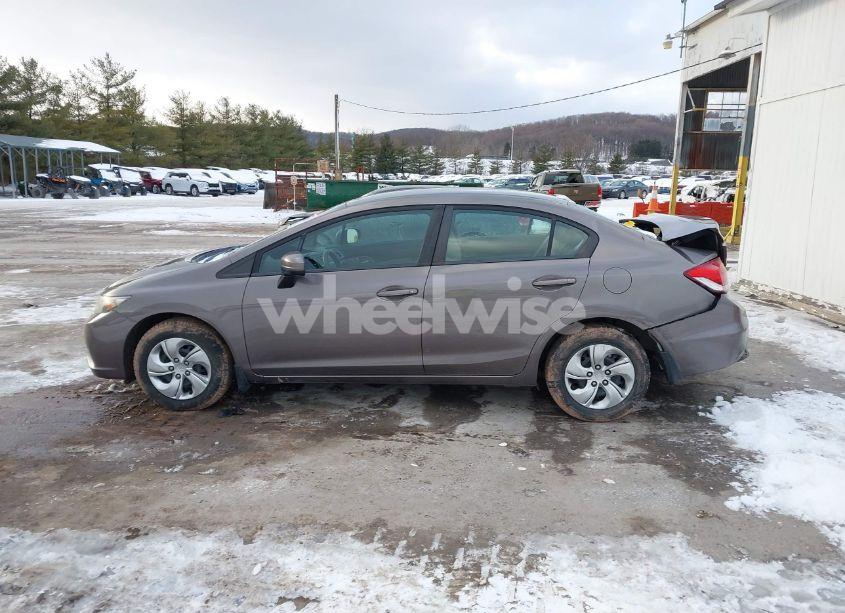 Photo 14 of 2015 Honda Civic LX (VIN 19XFB2F59FE229604)