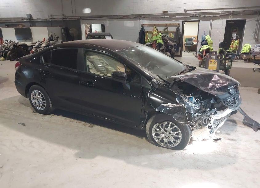 2015 Honda Civic LX (VIN 19XFB2F59FE235600) main photo