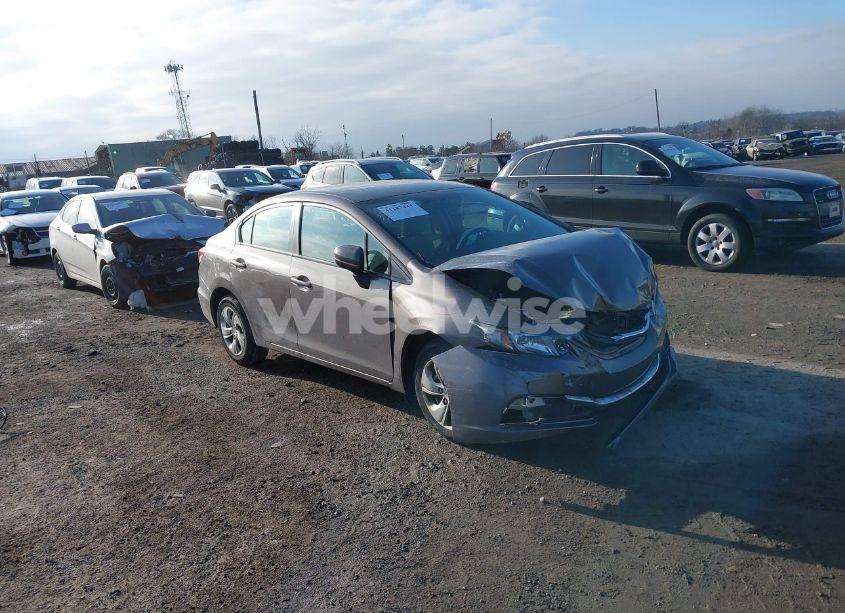 2015 Honda Civic LX (VIN 19XFB2F59FE270167) main photo