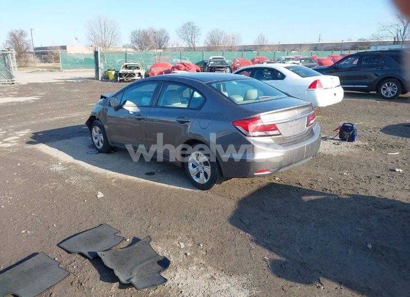 Photo 3 of 2015 Honda Civic LX (VIN 19XFB2F59FE270167)