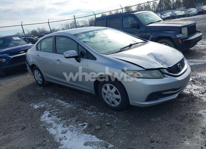 2015 Honda Civic LX (VIN 19XFB2F59FE282030) main photo