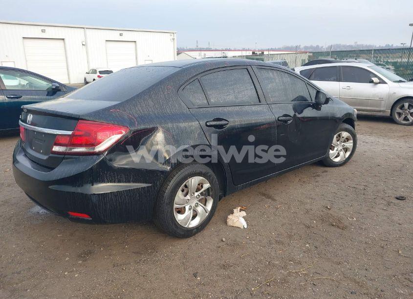 Photo 4 of 2015 Honda Civic LX (VIN 19XFB2F59FE701123)