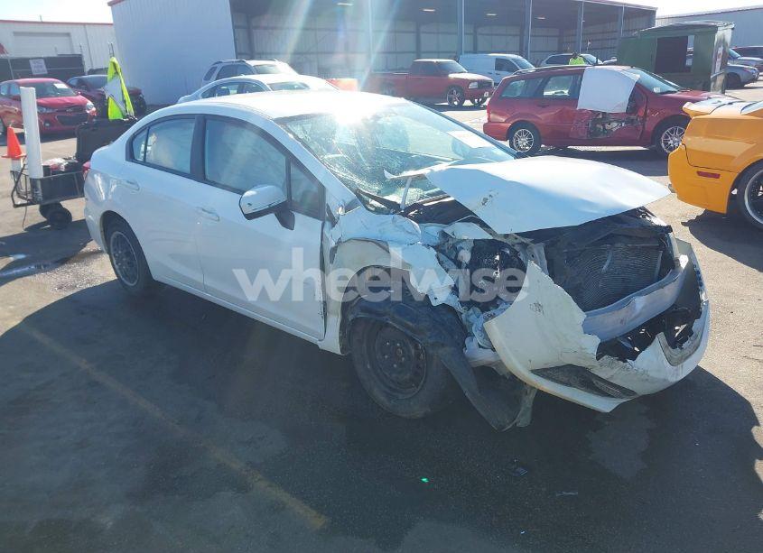 2015 Honda Civic LX (VIN 19XFB2F59FE702885) main photo