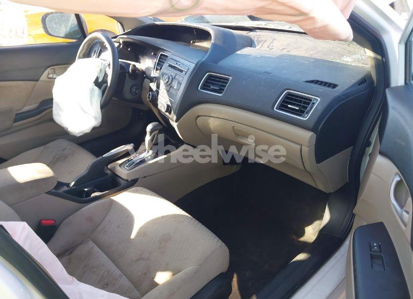 Photo 5 of 2015 Honda Civic LX (VIN 19XFB2F59FE702885)