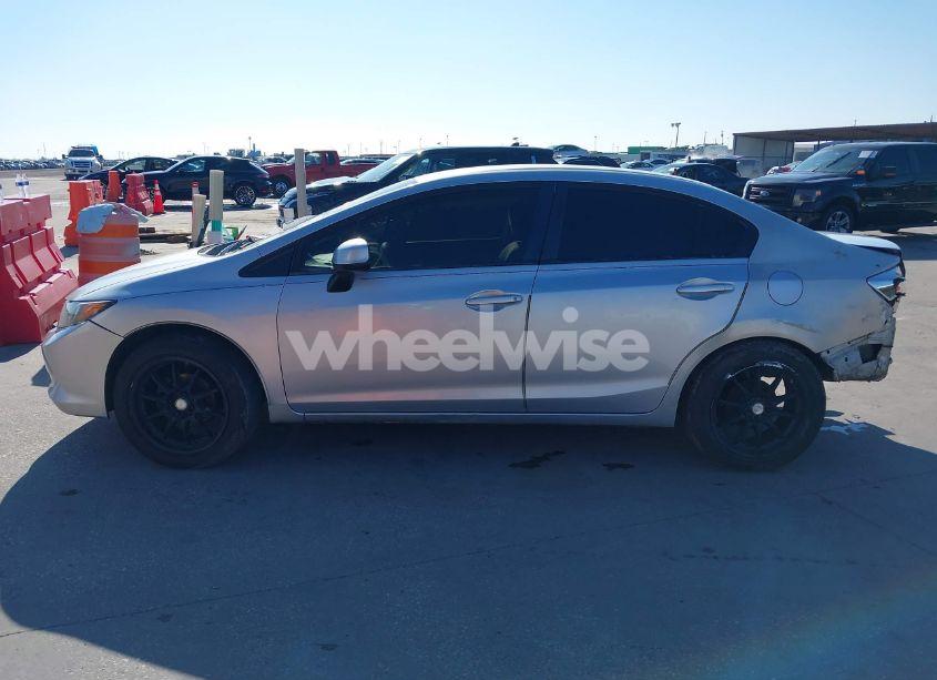 Photo 15 of 2012 Honda Civic SDN LX (VIN 19XFB2F5XCE008184)