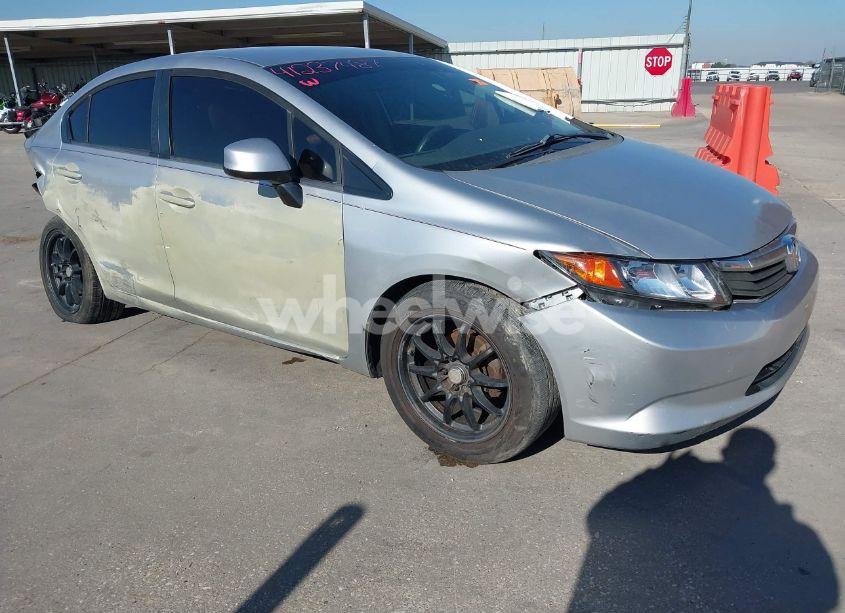 Photo 19 of 2012 Honda Civic SDN LX (VIN 19XFB2F5XCE008184)