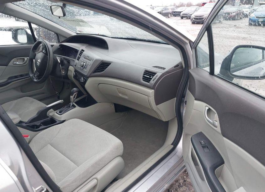 Photo 5 of 2012 Honda Civic SDN LX (VIN 19XFB2F5XCE014471)