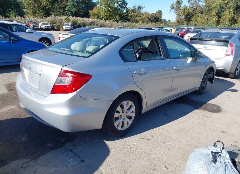 Photo 4 of 2012 Honda Civic SDN LX (VIN 19XFB2F5XCE060740)