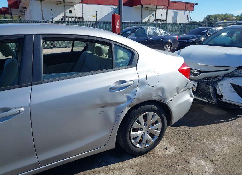 Photo 6 of 2012 Honda Civic SDN LX (VIN 19XFB2F5XCE060740)