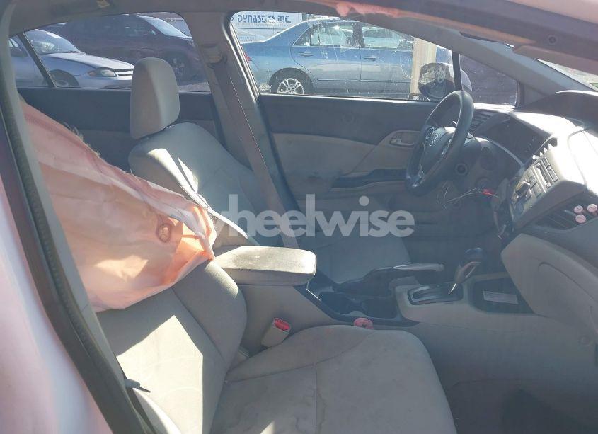 Photo 5 of 2012 Honda Civic LX (VIN 19XFB2F5XCE068112)