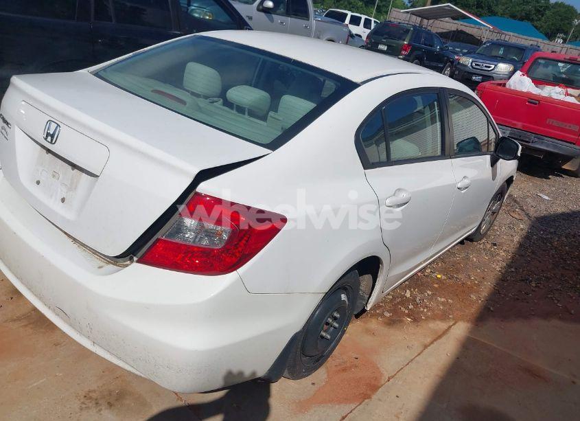 Photo 4 of 2012 Honda Civic LX (VIN 19XFB2F5XCE070605)