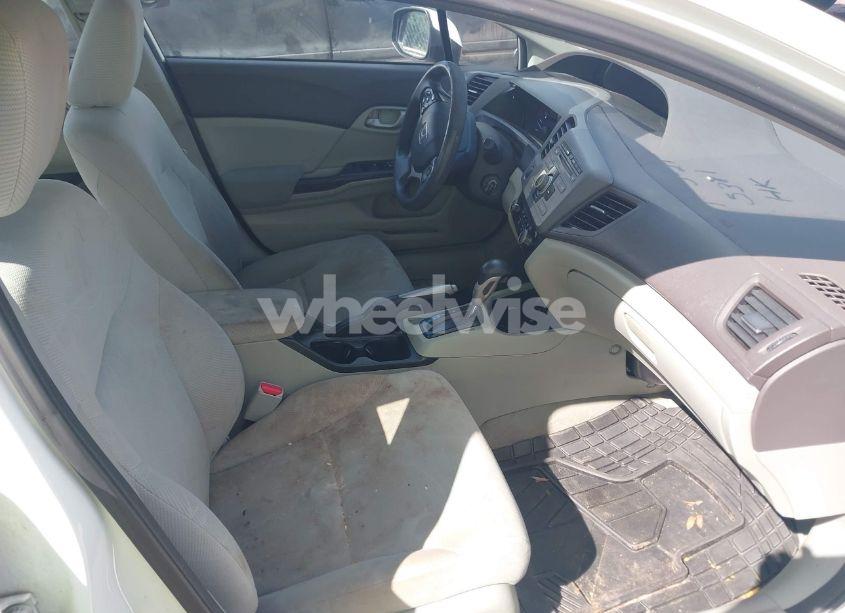 Photo 5 of 2012 Honda Civic LX (VIN 19XFB2F5XCE070605)