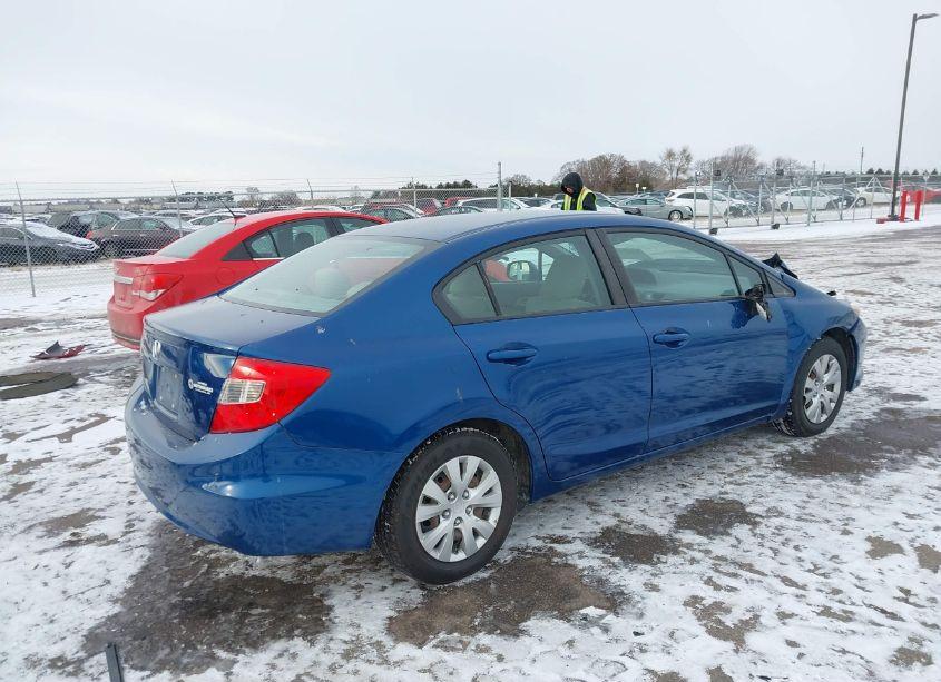 Photo 4 of 2012 Honda Civic LX (VIN 19XFB2F5XCE077294)