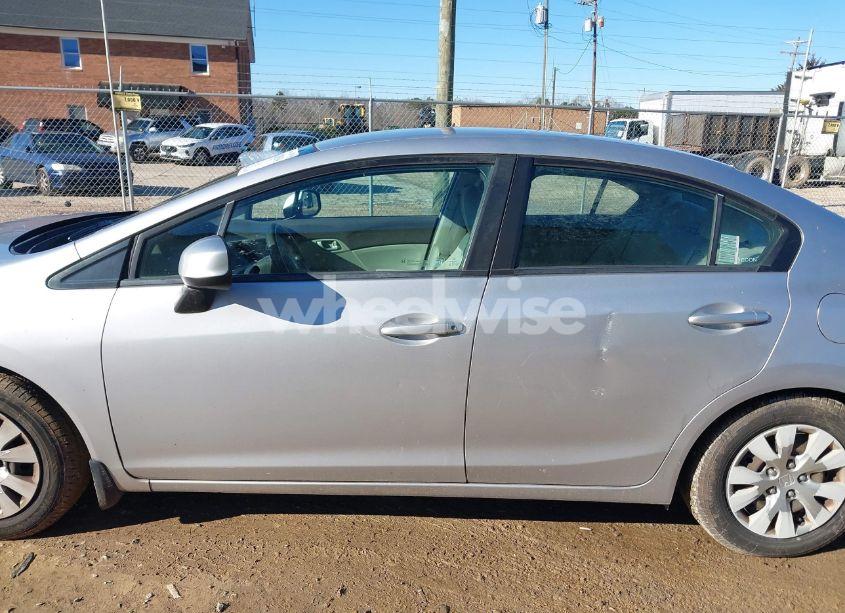 Photo 14 of 2012 Honda Civic SDN LX (VIN 19XFB2F5XCE107619)