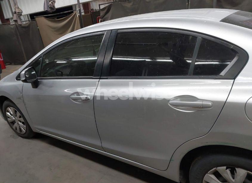 Photo 14 of 2012 Honda Civic LX (VIN 19XFB2F5XCE323406)