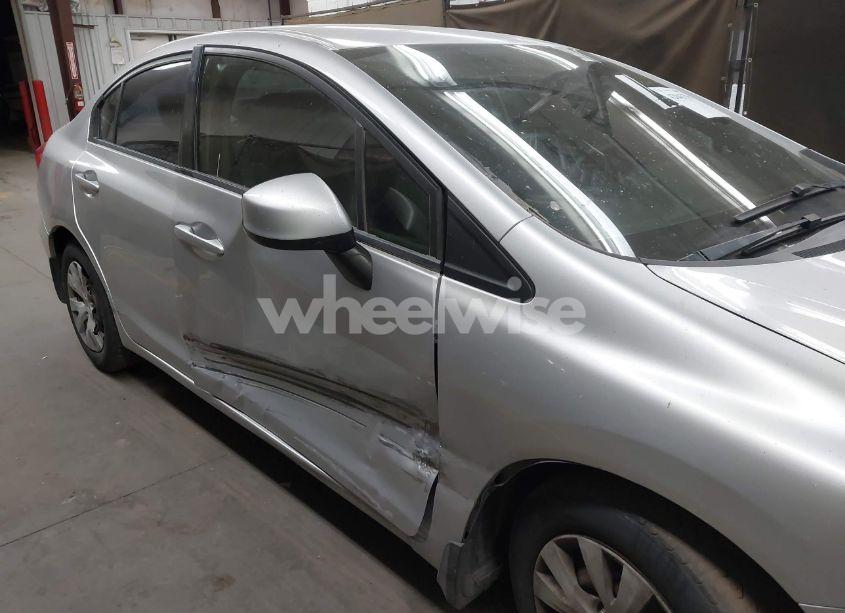 Photo 6 of 2012 Honda Civic LX (VIN 19XFB2F5XCE323406)