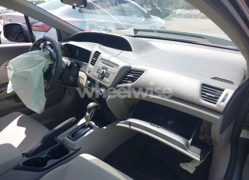 Photo 5 of 2012 Honda Civic LX (VIN 19XFB2F5XCE383959)