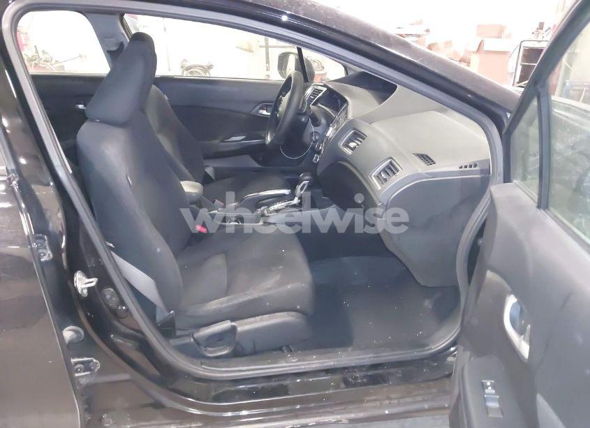 Photo 5 of 2012 Honda Civic LX (VIN 19XFB2F5XDE001690)