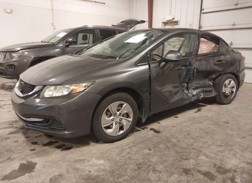 Photo 2 of 2013 Honda Civic LX (VIN 19XFB2F5XDE009773)
