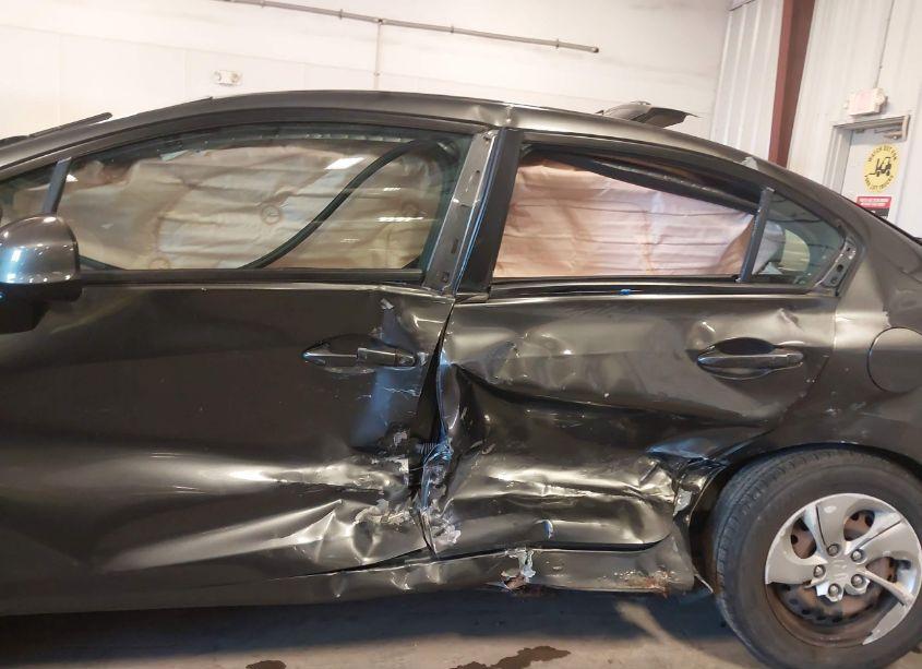 Photo 6 of 2013 Honda Civic LX (VIN 19XFB2F5XDE009773)