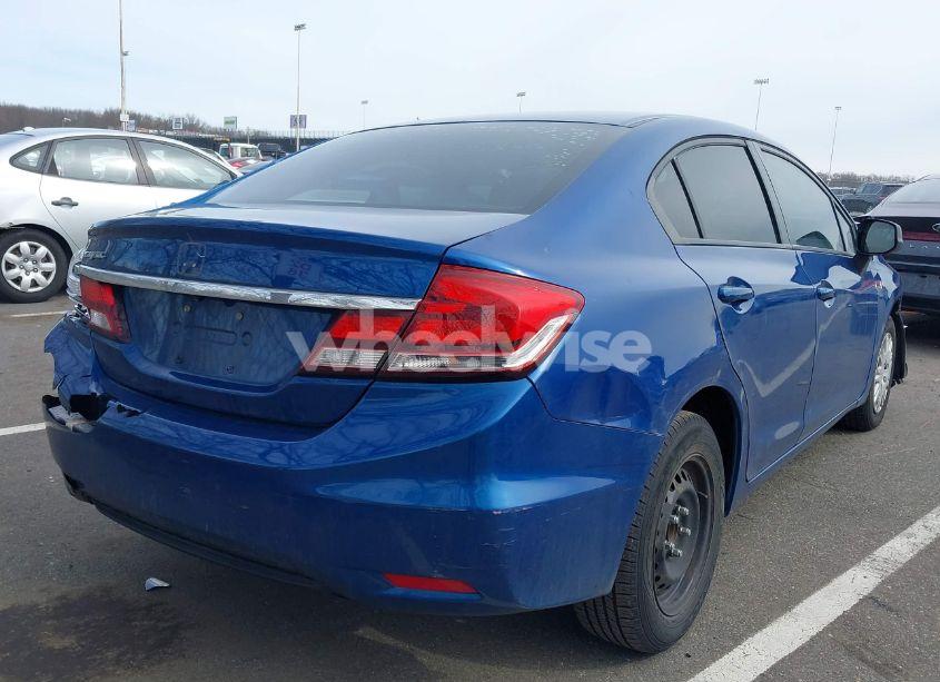 Photo 4 of 2013 Honda Civic LX (VIN 19XFB2F5XDE015542)