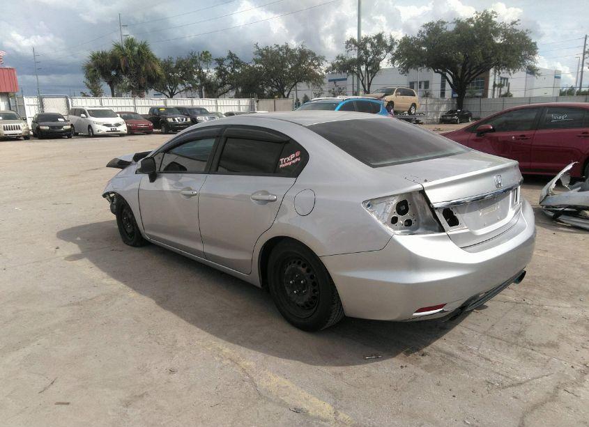 Photo 3 of 2013 Honda Civic LX (VIN 19XFB2F5XDE041056)