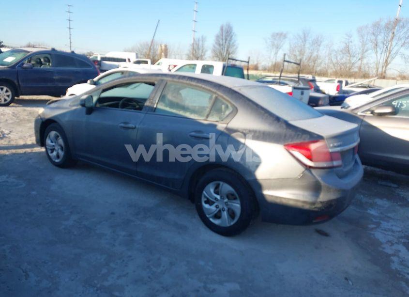 Photo 3 of 2013 Honda Civic LX (VIN 19XFB2F5XDE043809)