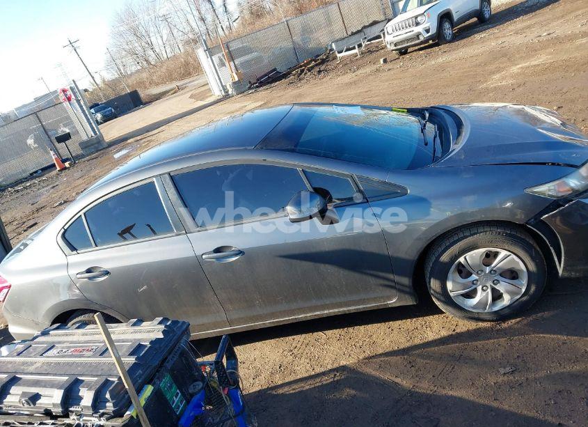 Photo 13 of 2013 Honda Civic LX (VIN 19XFB2F5XDE055362)