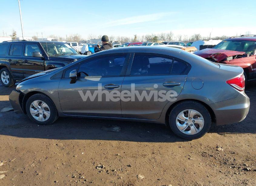 Photo 14 of 2013 Honda Civic LX (VIN 19XFB2F5XDE055362)