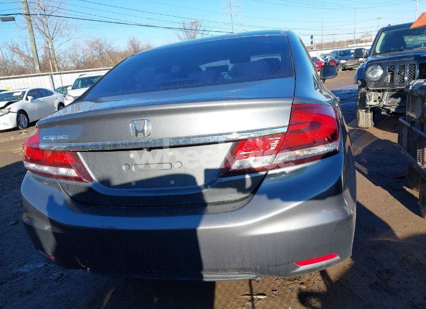 Photo 16 of 2013 Honda Civic LX (VIN 19XFB2F5XDE055362)