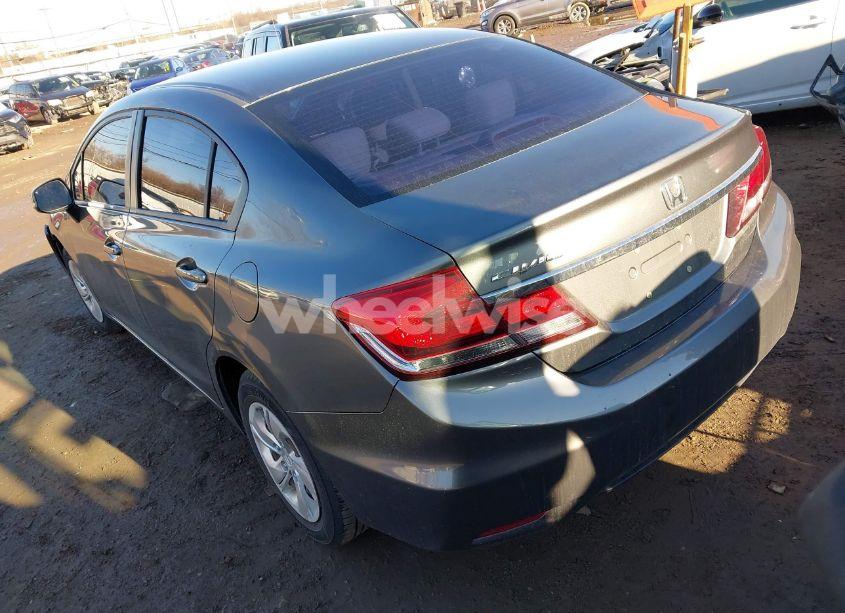 Photo 3 of 2013 Honda Civic LX (VIN 19XFB2F5XDE055362)