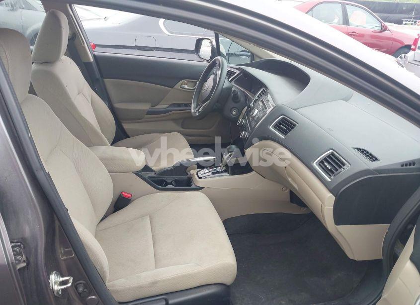 Photo 5 of 2013 Honda Civic LX (VIN 19XFB2F5XDE073991)