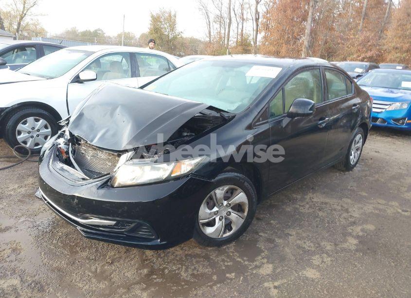 Photo 2 of 2013 Honda Civic LX (VIN 19XFB2F5XDE209357)