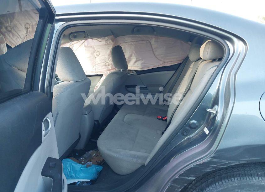 Photo 8 of 2013 Honda Civic LX (VIN 19XFB2F5XDE211903)