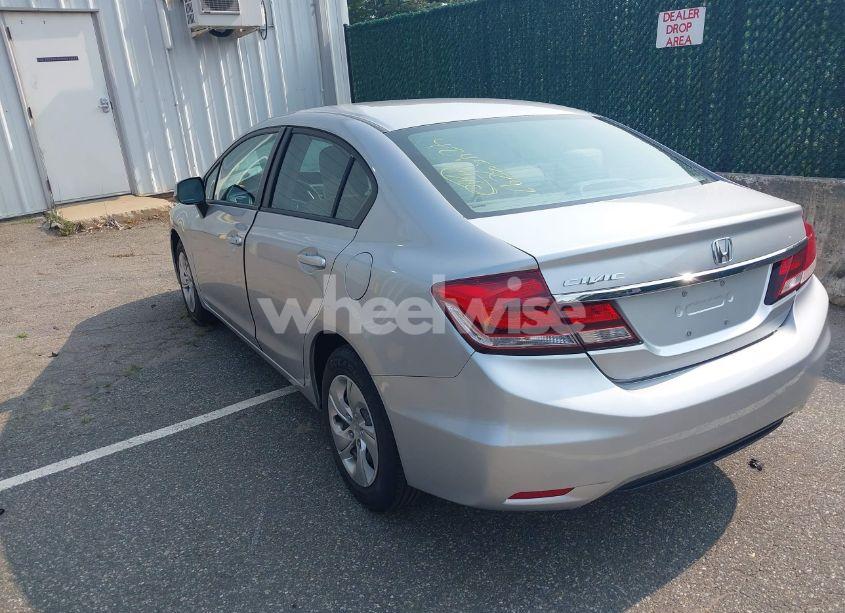 Photo 3 of 2013 Honda Civic LX (VIN 19XFB2F5XDE243749)