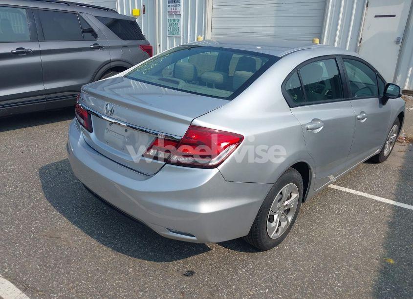 Photo 4 of 2013 Honda Civic LX (VIN 19XFB2F5XDE243749)