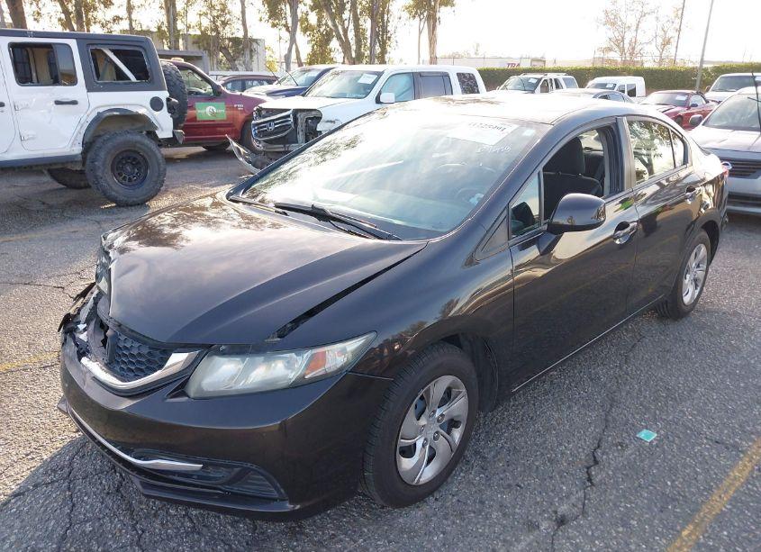 Photo 2 of 2013 Honda Civic LX (VIN 19XFB2F5XDE254735)
