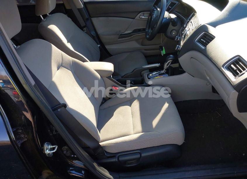 Photo 5 of 2013 Honda Civic LX (VIN 19XFB2F5XDE275987)